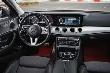 Mercedes Klasa E W213 2018 Mercedes E E 200 d, Automat, Skóra, Navi, Klima, zdjęcie 2
