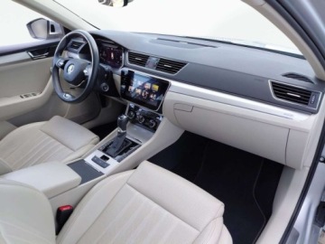 Skoda Superb III Kombi Facelifting 2.0 TSI 190KM 2022 Skoda Superb 2.0TSI 190KM LK DSG SalonPL SerwisASO Kessy Acc Matrix Virtua, zdjęcie 16