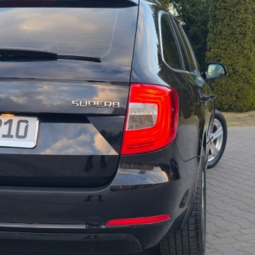 Skoda Superb II Outdoor 2.0 TDI CR DPF  140KM 2015 Škoda Superb Skoda Superb 2.0 TDI DSG Comfort, zdjęcie 17
