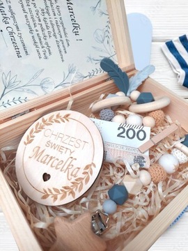 Pamiątka Chrztu z drewnianymi akcesoriami KOMPLET