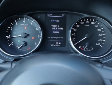 Nissan Qashqai II Crossover 1.2 DIG-T 115KM 2017 Nissan Qashqai 1.2 DIG-T, Salon Polska, zdjęcie 10