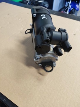 KOMPRESOR POMPA ZAWIESZENIA MERCEDES A1663200104