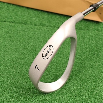 Тренажер для гольфа Swing Trainer. Тренажер для разминки. Удобно держать.