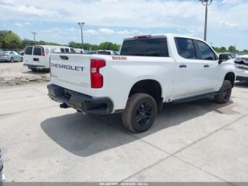 Chevrolet Silverado II 2024 Chevrolet Silverado 1500Trail Boss 2024 5.3 Benzyna 355KM, zdjęcie 4