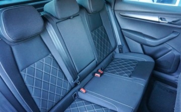 Skoda Karoq Crossover Facelifting 1.5 TSI ACT 150KM 2025 Skoda Karoq Skoda Karoq Sportline 1.5TSI 150KM DSG 1.5 Benzyna 150KM, zdjęcie 31