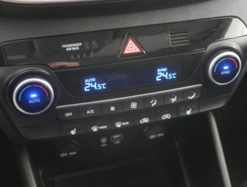Hyundai Tucson III 2018 Hyundai Tucson 1.6 CRDi, Navi, Klima, Klimatronic, zdjęcie 11