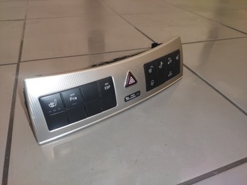 MERCEDES CLK W209 PANEL PRZYCISK ŚWIATEŁ AWARYJNYCH ESP FOTELI ŁADNY
