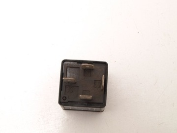 MAZDA RELÉ V23134-B52-X464 V23134B52X464