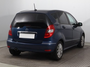 Mercedes Klasa A W169 Coupe 1.5 160 95KM 2009 Mercedes A A 150 , Klima, Tempomat, Parktronic, zdjęcie 4