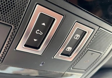 Land Rover Defender IV (L663) 90 5.0P V8 525KM 2025 Land Rover Defender Defender MY25.5 4.4P V8 635 PS AWD Auto 110 OCTA 4.4, zdjęcie 12