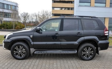 Toyota Land Cruiser IV 3.0 D-4D 173KM 2007 Toyota Land Cruiser 3,0D-4D Bezwypadkowy Salon PL 3.0 Diesel 173KM, zdjęcie 1