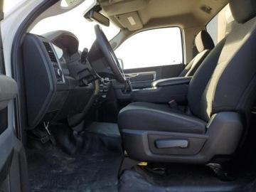  RAM 1500 2019r., Classic Tradesman, od ubezpieczalni 5.7 Benzyna 395KM, zdjęcie 6