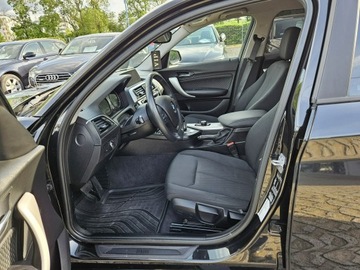 BMW Seria 1 F20-F21 2018 BMW 118 2,0 diesel 150KM automat, zdjęcie 4