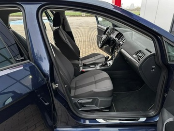 Volkswagen Golf VII Hatchback 3d 1.4 TSI BlueMotion Technology 125KM 2016 Volkswagen Golf Łopatki Grzane fotele Czujniki, zdjęcie 12