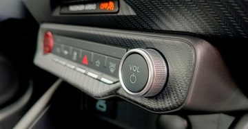 Ford Mustang VI Convertible 2023 5.0 Ti-VCT 446KM 2026 Ford Mustang aktywny wydech wentylowane fotele aktywny tempomat V8 5.0, zdjęcie 7