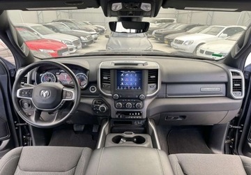 Dodge Ram V 2021 Dodge RAM 4x4 RAM 1500 5.7 HEMI 390 KM 2021r 4.000 km Warszawa 5.7, zdjęcie 5