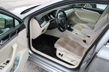 Volkswagen Passat B8 Variant 2.0 TDI BlueMotion SCR 150KM 2017 Volkswagen Passat Salon Polska I właściciel, zdjęcie 15
