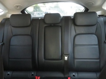 Jaguar E-Pace SUV 2.0 i4P 200KM 2019 Jaguar E-Pace P200 AWD, Salon Polska, 4X4, zdjęcie 9
