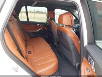 BMW X5 G05 2022 BMW X5 Xdrive40i, 2022r., 4x4, 3.0L 3.0 Hybryda 335KM, zdjęcie 9