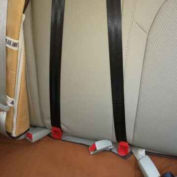 РУЧКА ISOFIX УНИВЕРСАЛЬНЫЕ РЕМНИ БЕЗОПАСНОСТИ
