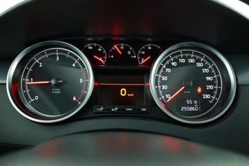 Peugeot 508 I Sedan 2.0 HDi FAP 140KM 2011 Peugeot 508 2.0 HDi, Klima, Klimatronic, Tempomat, zdjęcie 7