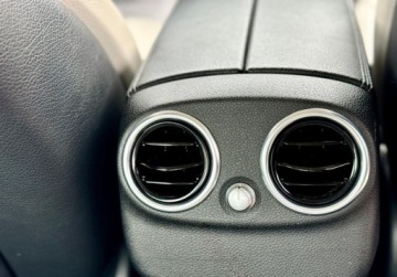 Mercedes Klasa C W205 Limuzyna 200 BlueTEC 136KM 2016 Mercedes-Benz Klasa C Avantgarde C200 136KM Full Led skory PDC Navi niski, zdjęcie 32