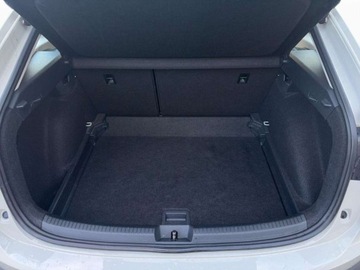 Volkswagen Taigo 1.0 TSI 95KM 2023 Volkswagen Taigo 1.0 TSI Life FV 23 Gwarancja Benzyna 95KM, zdjęcie 32