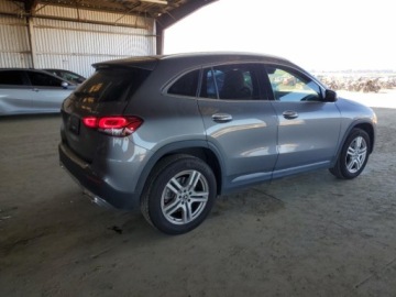 Mercedes GLA II 2023 Mercedes-Benz GLA 2023r., 4x4, 2.0L 2.0 Benzyna 221KM, zdjęcie 2