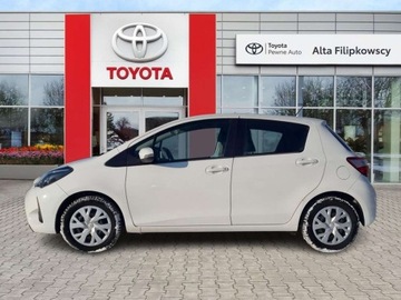 Toyota Yaris III Hatchback 5d Facelifting 2017 1.5 Dual VVT-iE 111KM 2019 Toyota Yaris Toyota Yaris 1,5-Dual-VVT-iE, serwisowany w ASO, 1.5 Benzyna, zdjęcie 5