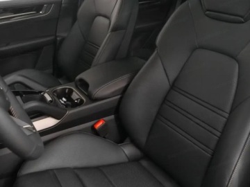 Porsche Cayenne III 2025 PORSCHE Cayenne Turbo E-Hybrid Suv 4.0 (599KM) 2025, zdjęcie 3