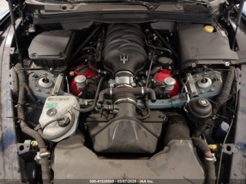 Maserati GranTurismo 2015 Maserati GranTurismo 2015 4.7l 4.7 Benzyna 444KM, zdjęcie 9