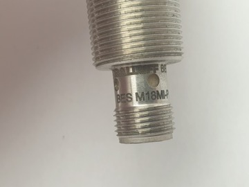 Датчик BALLUFF BES008L BES M18MI-PSC80B-S04G PNP