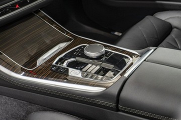 BMW X5 G05 SUV Facelifting 3.0 30d 298KM 2025 BMW X5 xDrive30d Dostępny od ręki!, zdjęcie 16