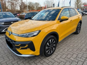 Volkswagen T-Roc I SUV Facelifting 1.5 TSI ACT 150KM 2026 VOLKSWAGEN T-ROC Life 1.5 eTSI DSG Suv 150KM 2026, zdjęcie 1