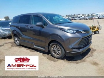 Toyota Sienna III 2022 Toyota Sienna 2022r., 4x4, 2.5L 2.5 Hybryda 245KM