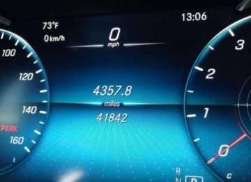 Mercedes Klasa C W206 2021 Mercedes-Benz Klasa C 2021, 2.0L, od ubezpieczalni 2.0 Benzyna 255KM, zdjęcie 12