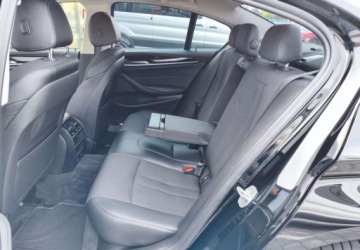 BMW Seria 5 G30-G31 Limuzyna 518d 150KM 2018 BMW Seria 5 BMW Seria 5 518d Sport Line 2.0 Diesel 150KM, zdjęcie 12
