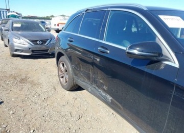 Mercedes GLC C253 2019 Mercedes-Benz GLC 2019, 2.0L, 4x4, od ubezpieczalni, zdjęcie 8