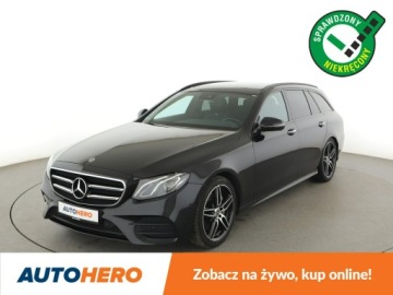 Mercedes Klasa E W213 Kombi 2.0 220d 194KM 2018 Mercedes E 220 FV-23% AMG-Line Automat Panorama