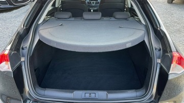 Renault Laguna III Hatchback 2.0 16v 140KM 2009 Renault Laguna 2.0 Benzyna Moc 140KM, zdjęcie 8