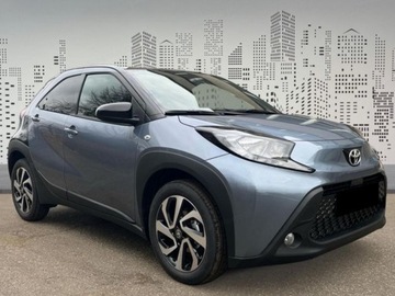 Toyota Aygo X 1.1 VVT-i 72KM 2025 Od ręki - Style 1.0 Benzyna CVT 72KM | Tempomat adaptacyjny!, zdjęcie 1
