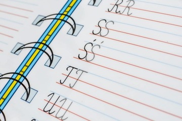 НАСТОЛЬНЫЙ АЛФАВИТ ДЛЯ УПРАЖНЕНИЙ ART-MAP