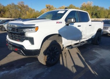 Chevrolet Silverado II 2023 Chevrolet Silverado 2023r., 4wd Standard Bed Lt Trail Boss, 5.3L, od ubezp, zdjęcie 2