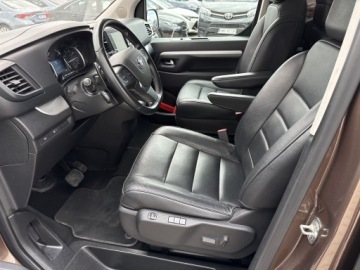 Toyota Proace II Furgon Medium 2.0 D-4D 177KM 2022 Toyota PROACE VERSO 2.0 D4-D Long VIP PROACE Verso, zdjęcie 10