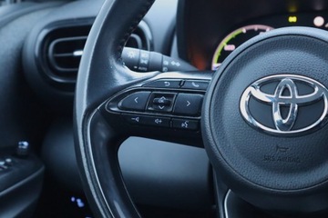 Toyota Yaris IV 2021 Toyota Yaris 1.5 Hybrid, Salon Polska, Serwis ASO, zdjęcie 15