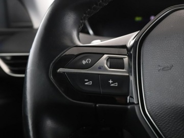 Peugeot 3008 II Crossover Facelifting  1.5 BlueHDi 130KM 2021 Peugeot 3008 Allure Pack automat navi kamera, zdjęcie 31