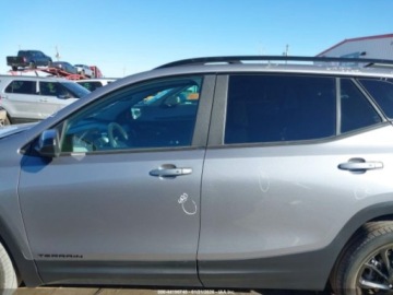  GMC Terrain Sle 2023 1.5 Benzyna 175KM, zdjęcie 2