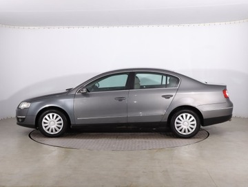 Volkswagen Passat B6 2005 VW Passat 2.0 TDI, Klima, Klimatronic, Tempomat, zdjęcie 2