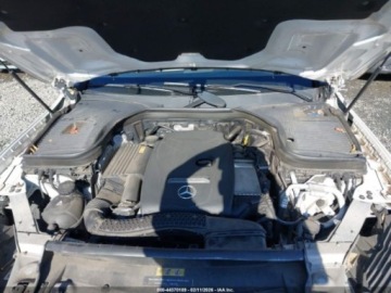 Mercedes GLC C253 2017 Mercedes-Benz GLC 2017 MERCEDES-BENZ GLC 300 COUPE 4MATIC 2.0 Benzyna 241KM, zdjęcie 9