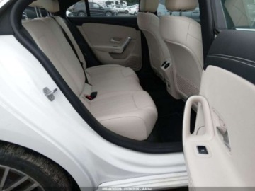 Mercedes CLA C118/X118 2025 Mercedes-Benz CLA 250 Coupe 2025 2.0 Benzyna 221KM, zdjęcie 12